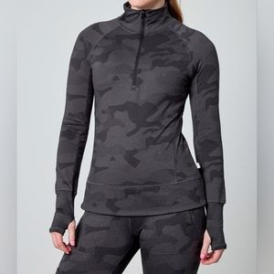 Mondetta Women’s Camo Jacquard Half Zip Top